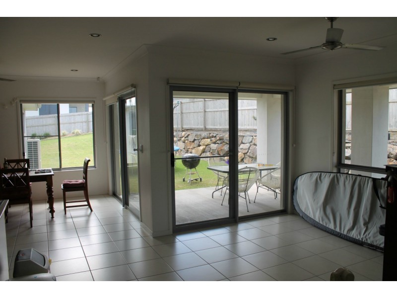 75 Dawson Boulevard, Rural View QLD 4740