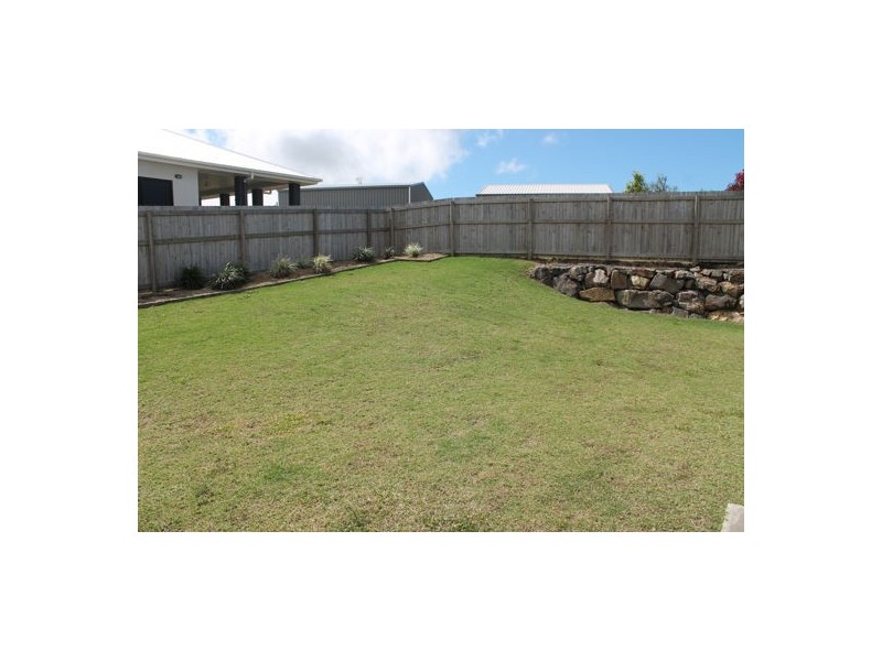 75 Dawson Boulevard, Rural View QLD 4740