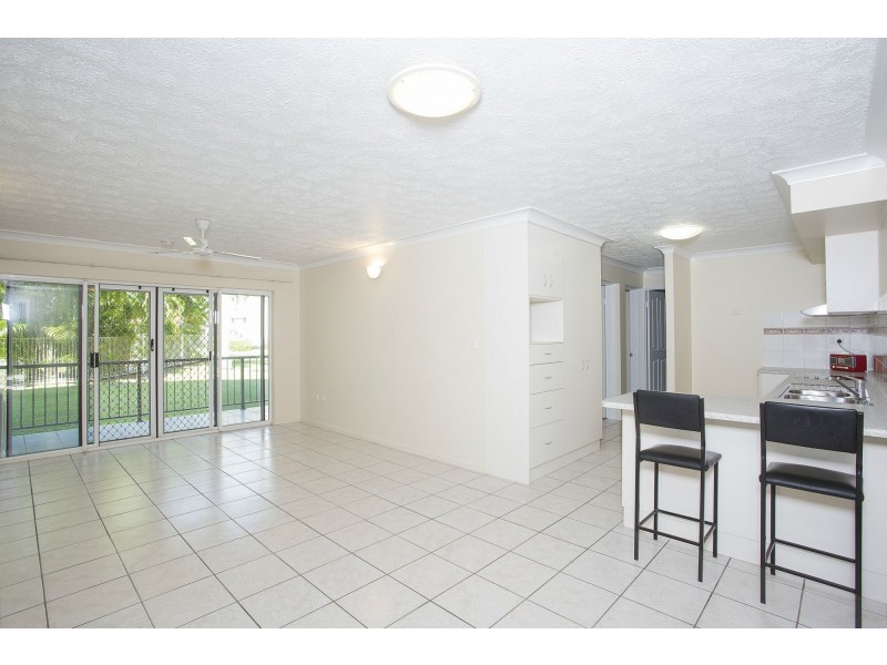 2/11 Bridge Road, East Mackay QLD 4740