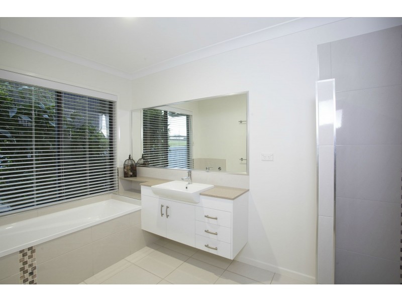 1 Emma Drive, Richmond QLD 4740