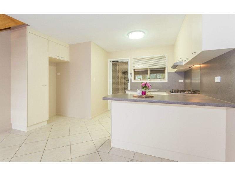 2/115 Evan Street, South Mackay QLD 4740