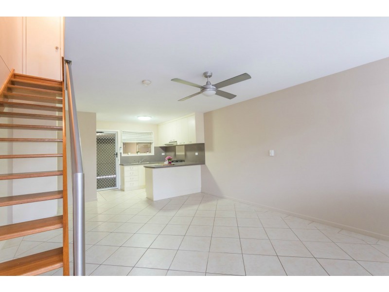 2/115 Evan Street, South Mackay QLD 4740