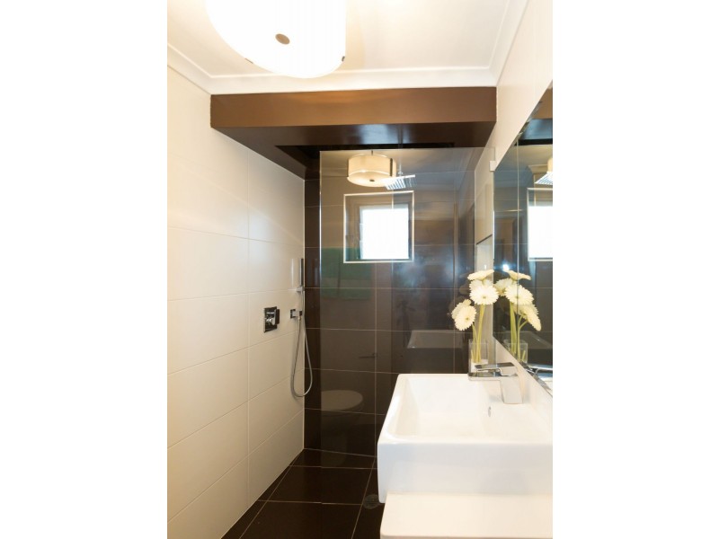 2/115 Evan Street, South Mackay QLD 4740