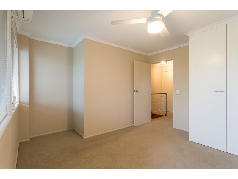 2/115 Evan Street, South Mackay QLD 4740