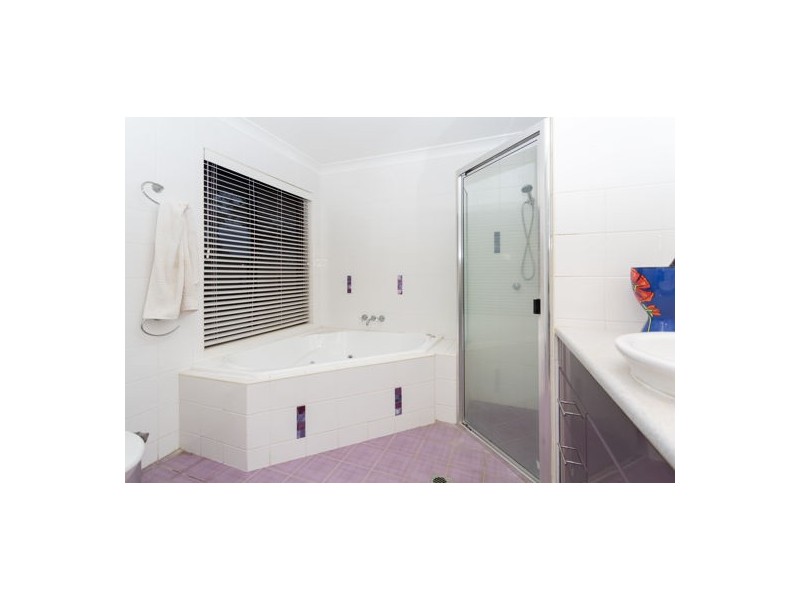 107 Victor Avenue, Glenella QLD 4740