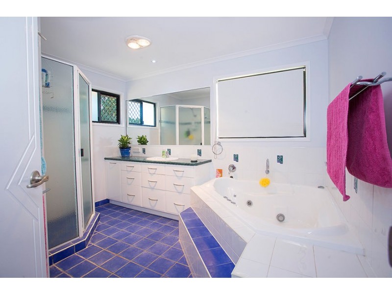 8 Walang Court, North Mackay QLD 4740