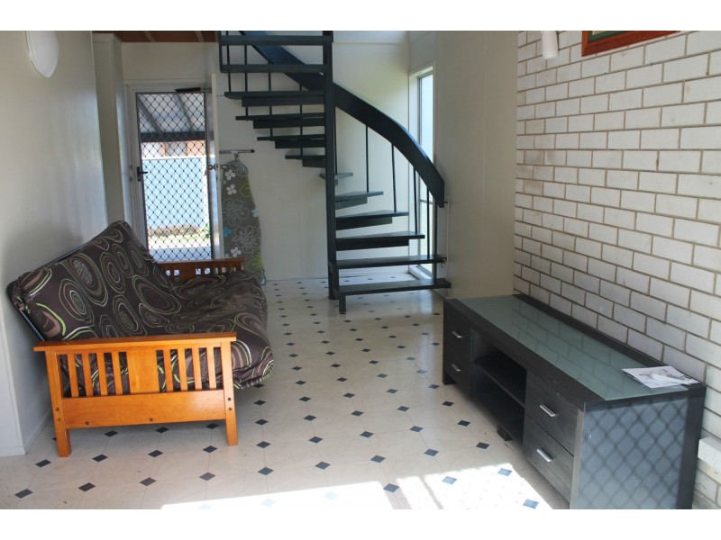 1/6 East Gordon Street, Mackay QLD 4740