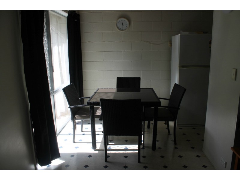 1/6 East Gordon Street, Mackay QLD 4740