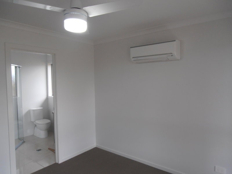 2/57 Superior Boulevard, Andergrove QLD 4740