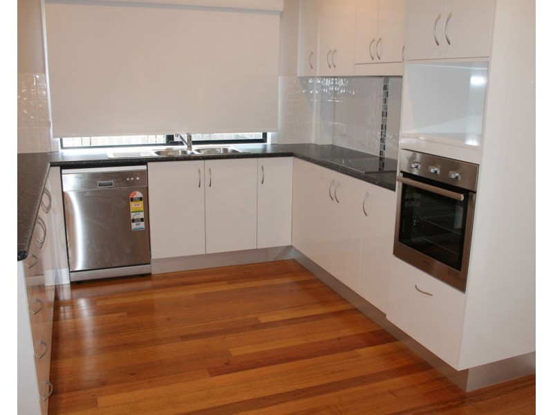 8/32 Bassett Street, North Mackay QLD 4740