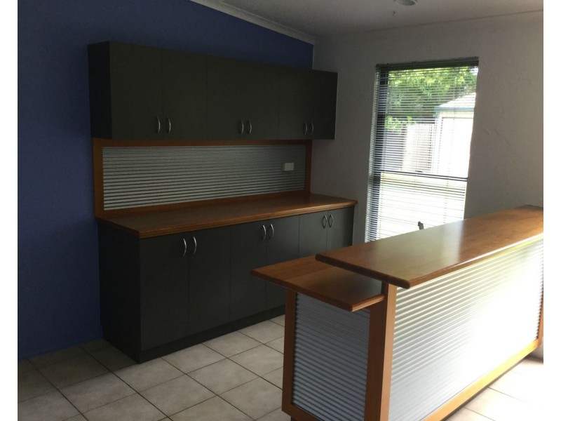 8 Kemp Street, Bucasia QLD 4750