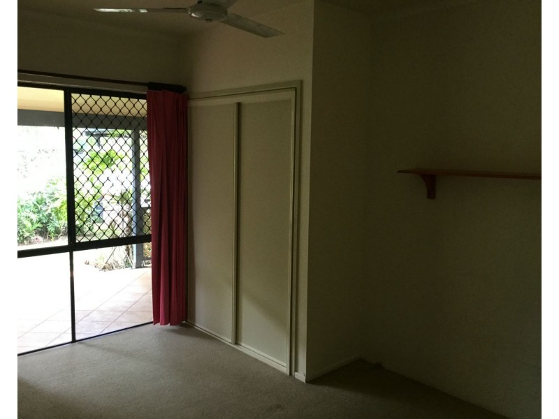 8 Kemp Street, Bucasia QLD 4750