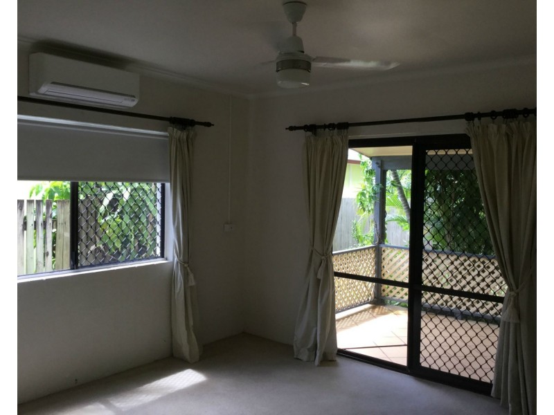 8 Kemp Street, Bucasia QLD 4750