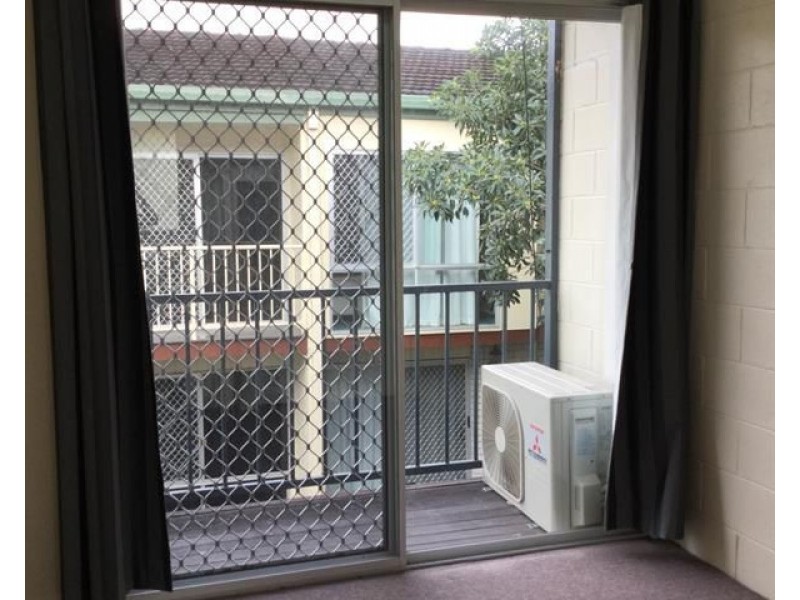 2/6 East Gordon Street, Mackay QLD 4740