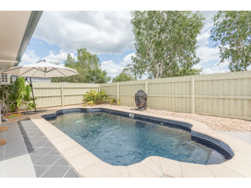 28 Katey Crescent, Mirani QLD 4754