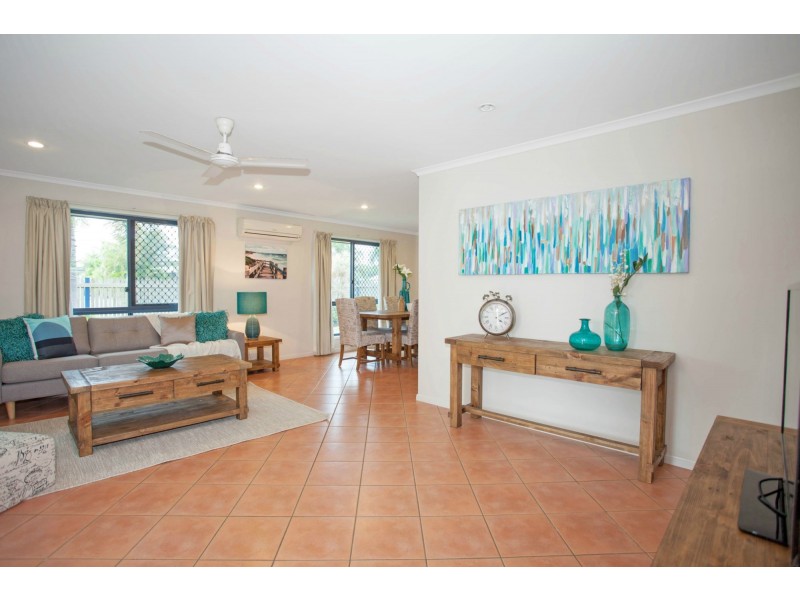 1 Wasley Court, Glenella QLD 4740