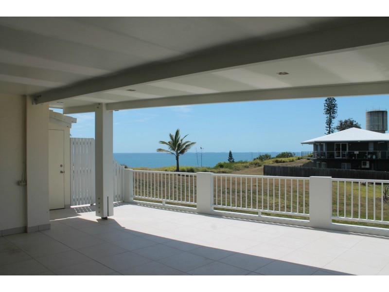 14 Albatross Street, Slade Point QLD 4740