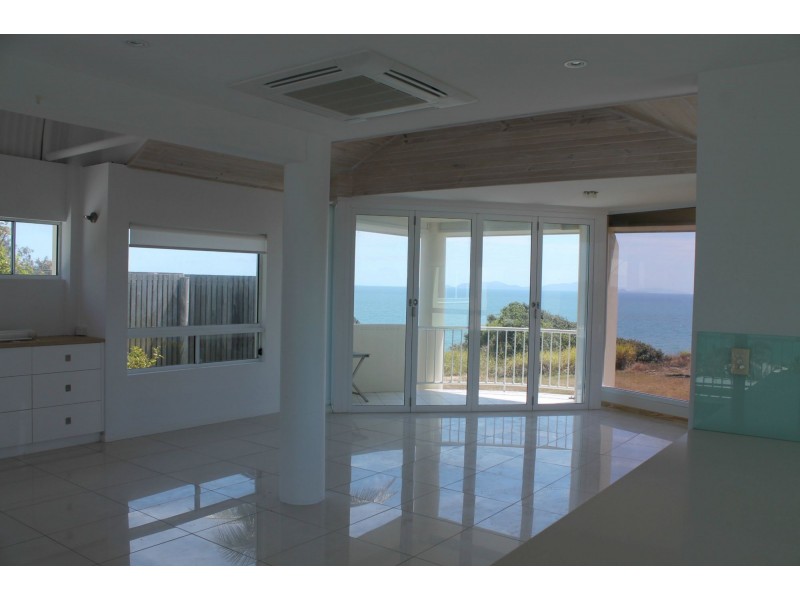 14 Albatross Street, Slade Point QLD 4740