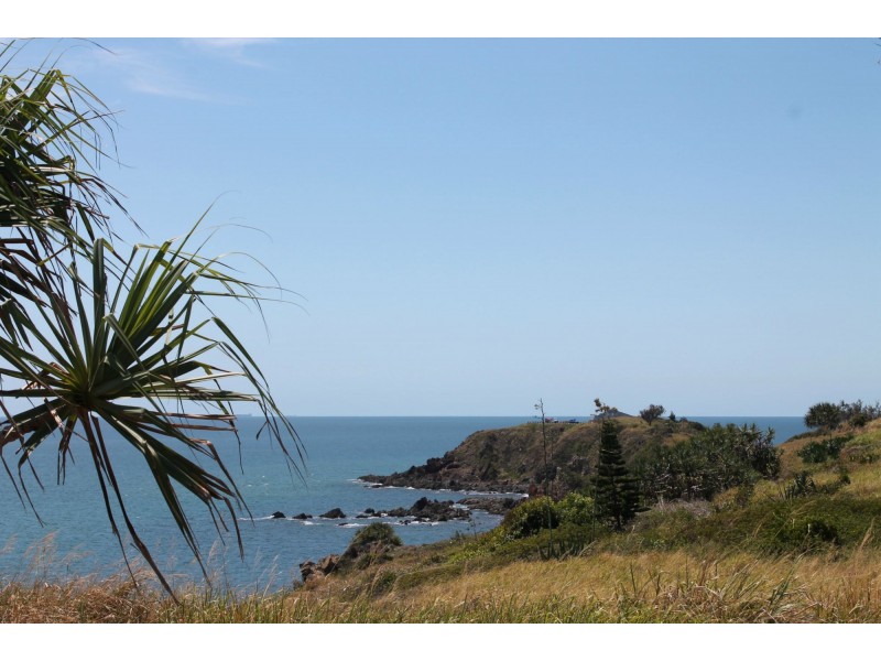 14 Albatross Street, Slade Point QLD 4740