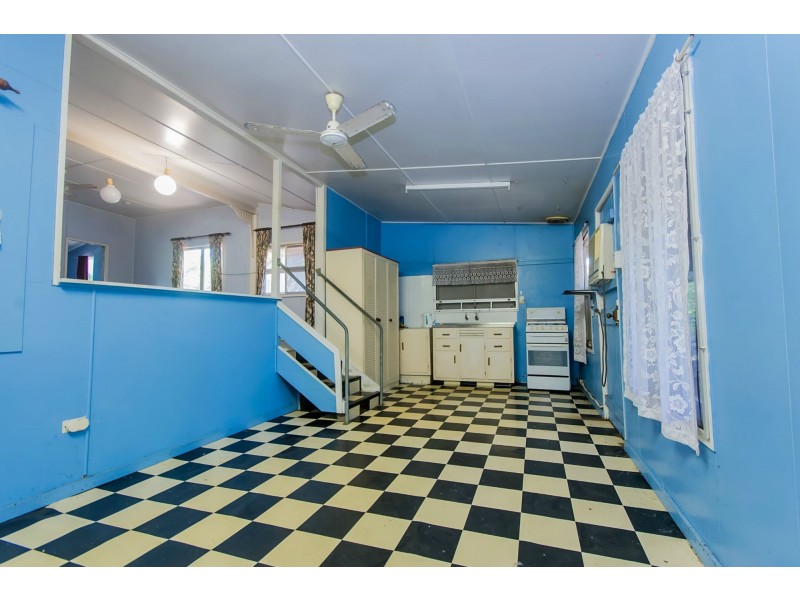 7 Nilsson Court, Bucasia QLD 4750