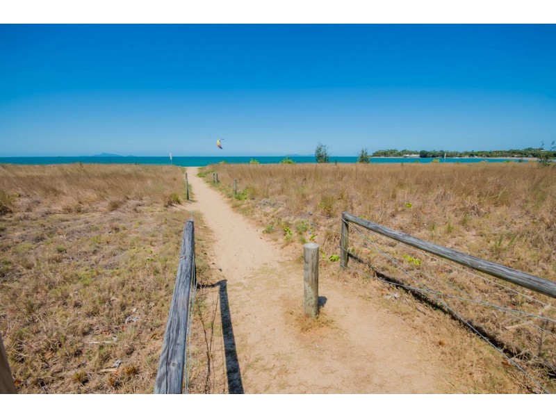 7 Nilsson Court, Bucasia QLD 4750