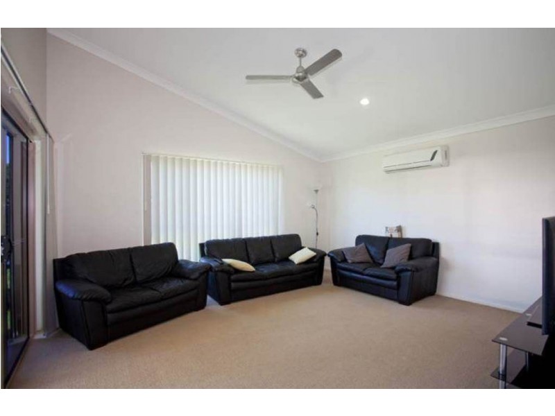 45 Whitehaven Drive, Blacks Beach QLD 4740