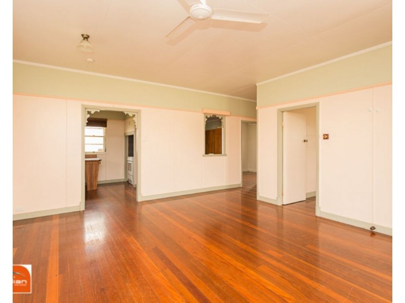 19 Creek Street, North Mackay QLD 4740