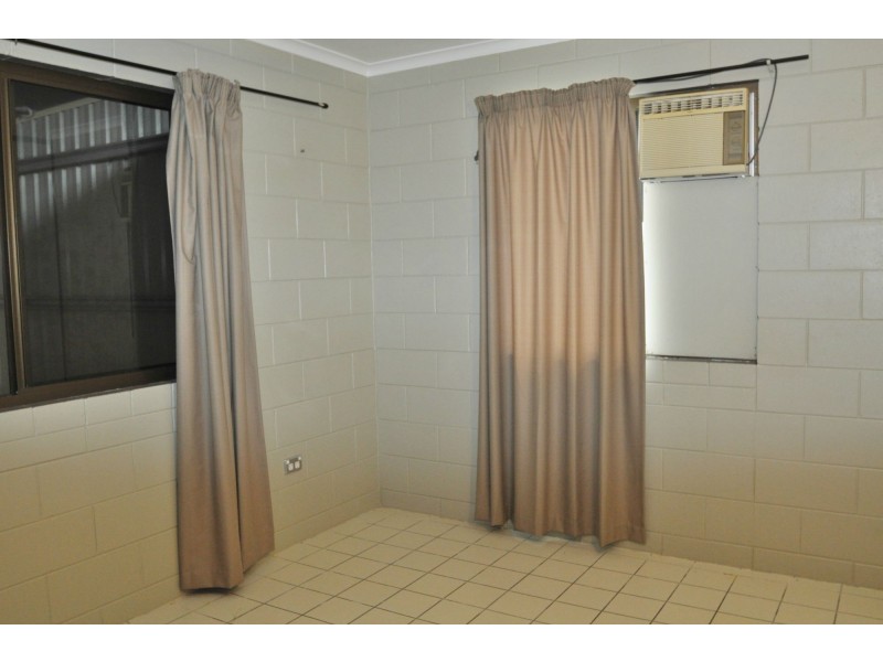 23 Luscombe Street, Walkerston QLD 4751