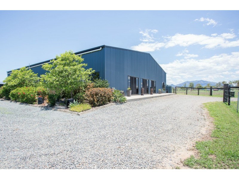 171 Leichhardt Road, Mirani QLD 4754