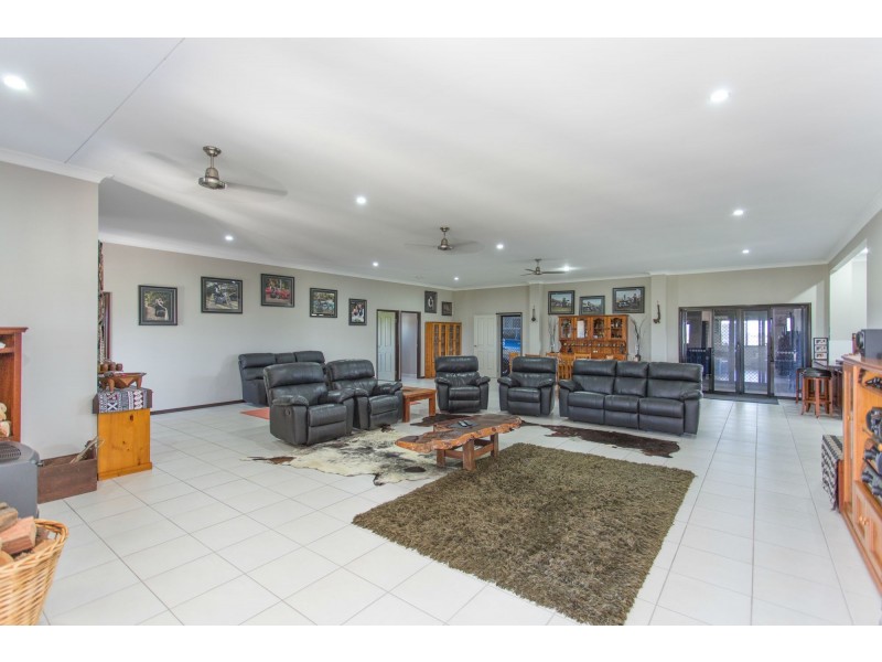 171 Leichhardt Road, Mirani QLD 4754