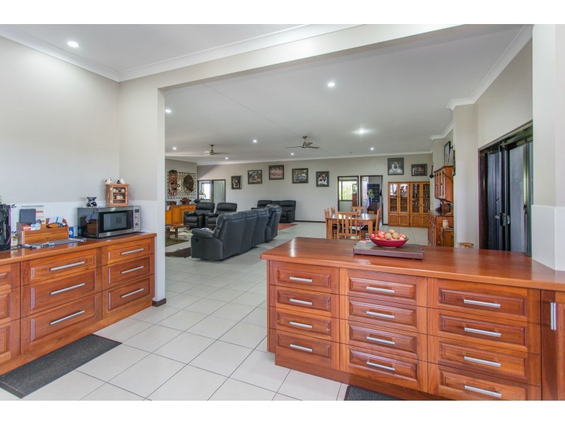 171 Leichhardt Road, Mirani QLD 4754