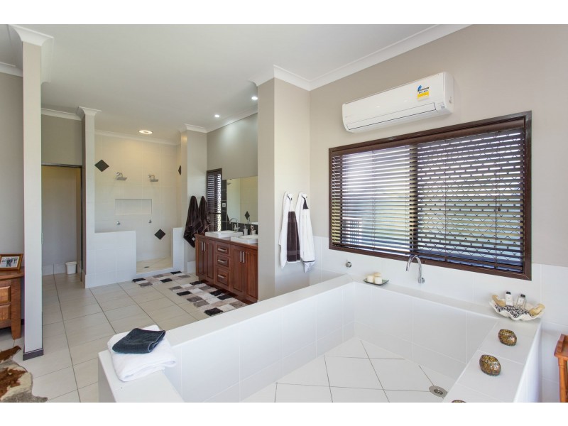 171 Leichhardt Road, Mirani QLD 4754