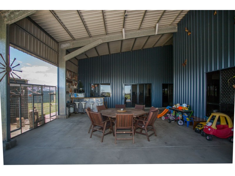 171 Leichhardt Road, Mirani QLD 4754