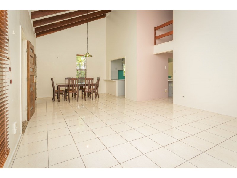 10 Paton Terrace, Slade Point QLD 4740