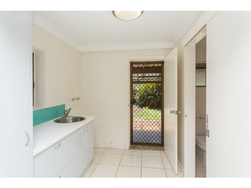 10 Paton Terrace, Slade Point QLD 4740