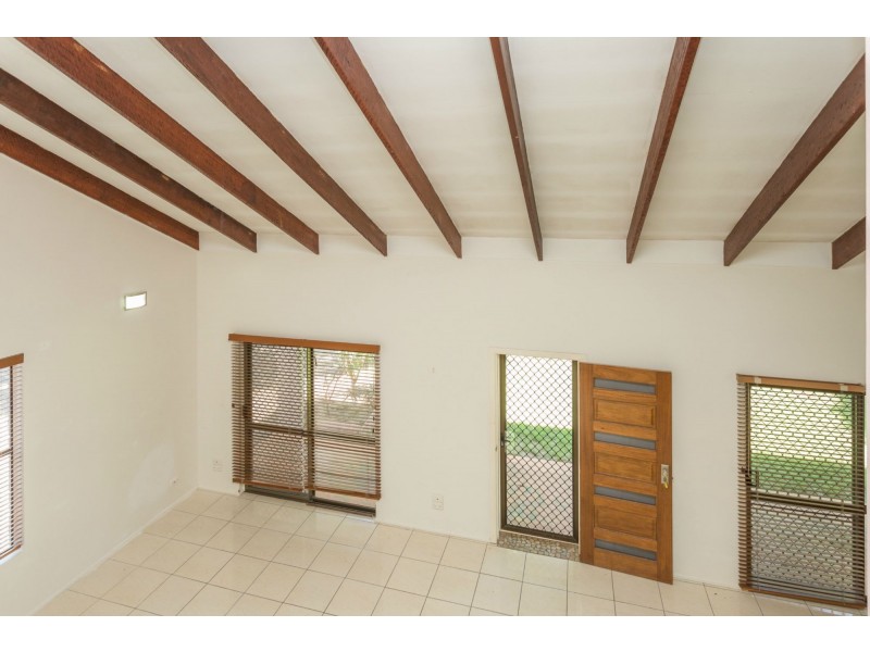 10 Paton Terrace, Slade Point QLD 4740