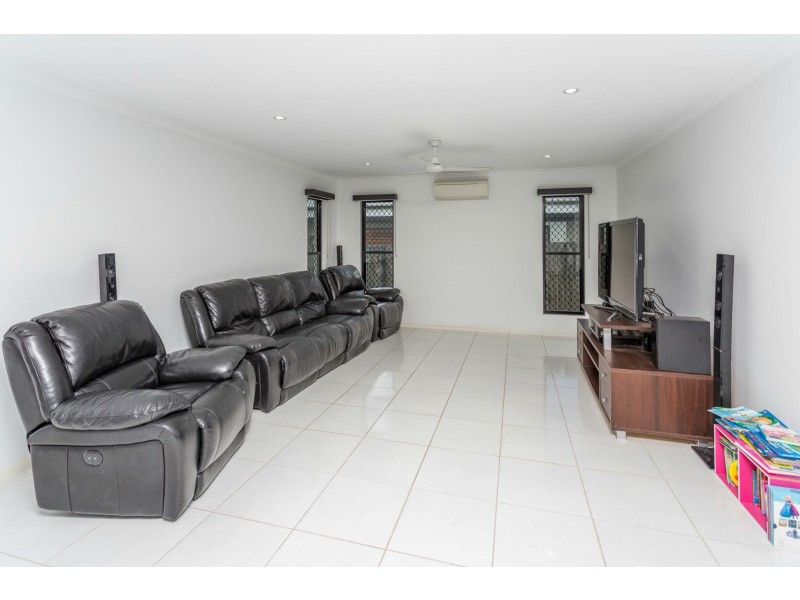 18 Rutland Place, Marian QLD 4753