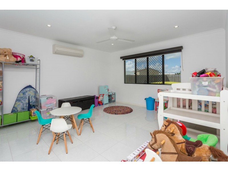 18 Rutland Place, Marian QLD 4753