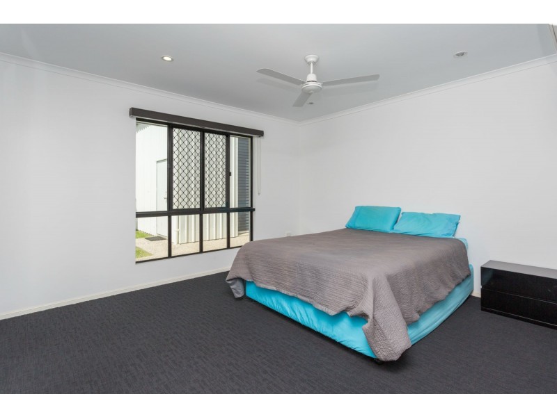 18 Rutland Place, Marian QLD 4753