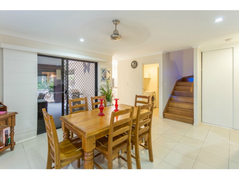 1 & 2, 28 Dustwill Street, Eimeo QLD 4740