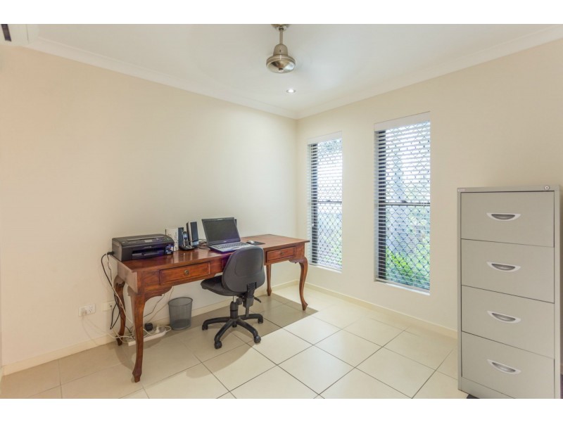 1 & 2, 28 Dustwill Street, Eimeo QLD 4740