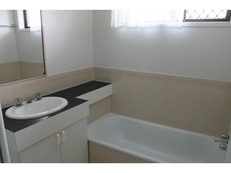 24 Sapphire Court, North Mackay QLD 4740