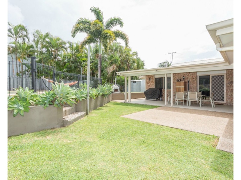 3 Broomdykes Drive, Beaconsfield QLD 4740