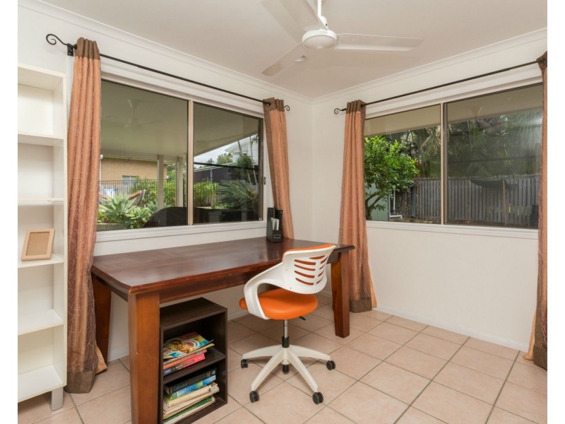 3 Broomdykes Drive, Beaconsfield QLD 4740