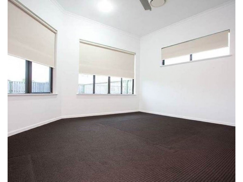 17 Miami Terrace, Blacks Beach QLD 4740