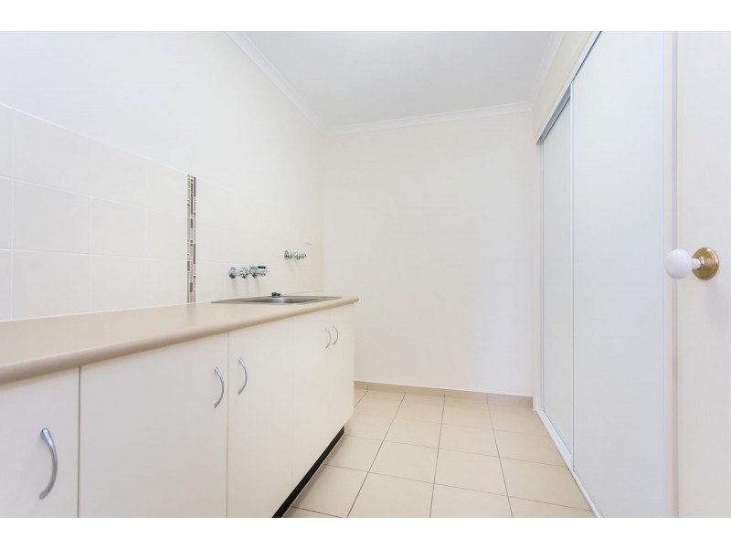 1/7 Collins Court, Eimeo QLD 4740