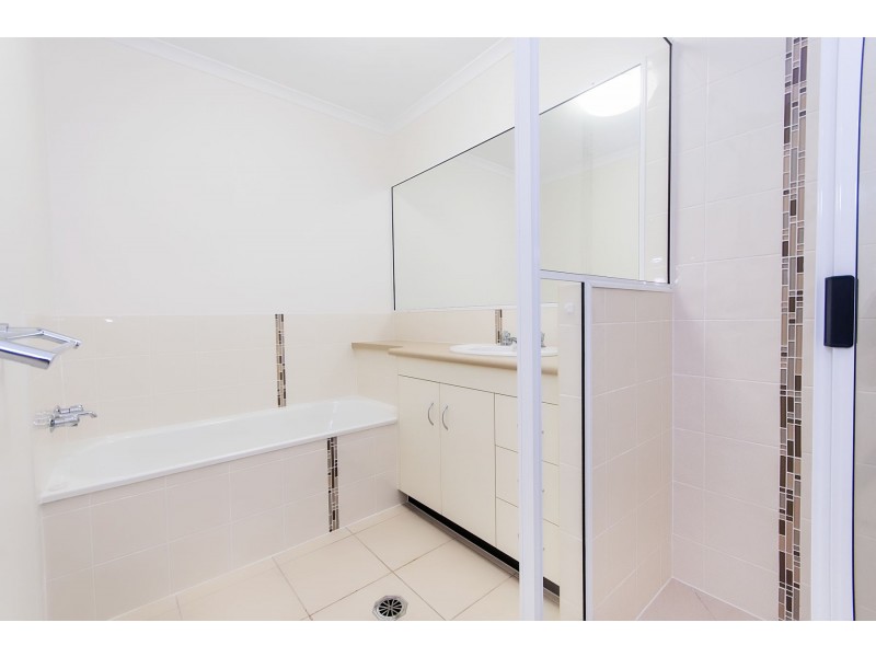 1/7 Collins Court, Eimeo QLD 4740