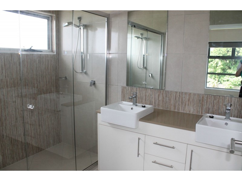 146 Shoal Point Road, Bucasia QLD 4750