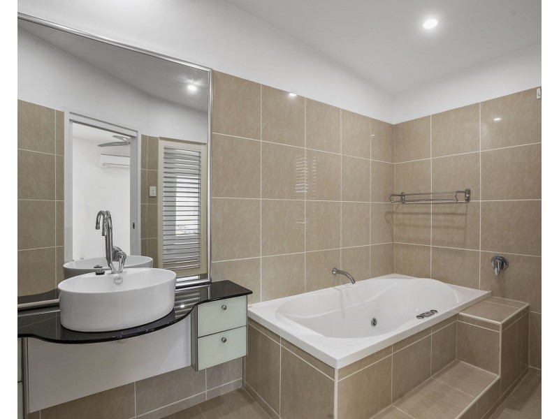 3/19 East Point Drive, Mackay Harbour QLD 4740