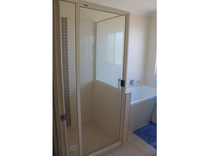 38 Whitehaven Drive, Blacks Beach QLD 4740
